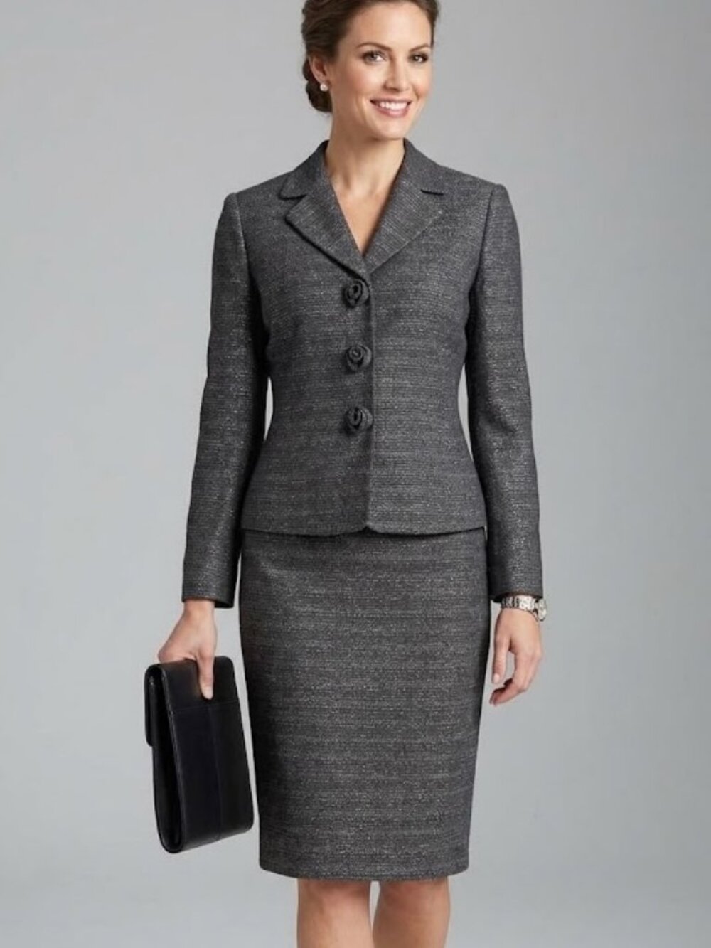 Le Suit Black Tweed Rosette Button 2 pc Skirt Suit Church Work Size 8